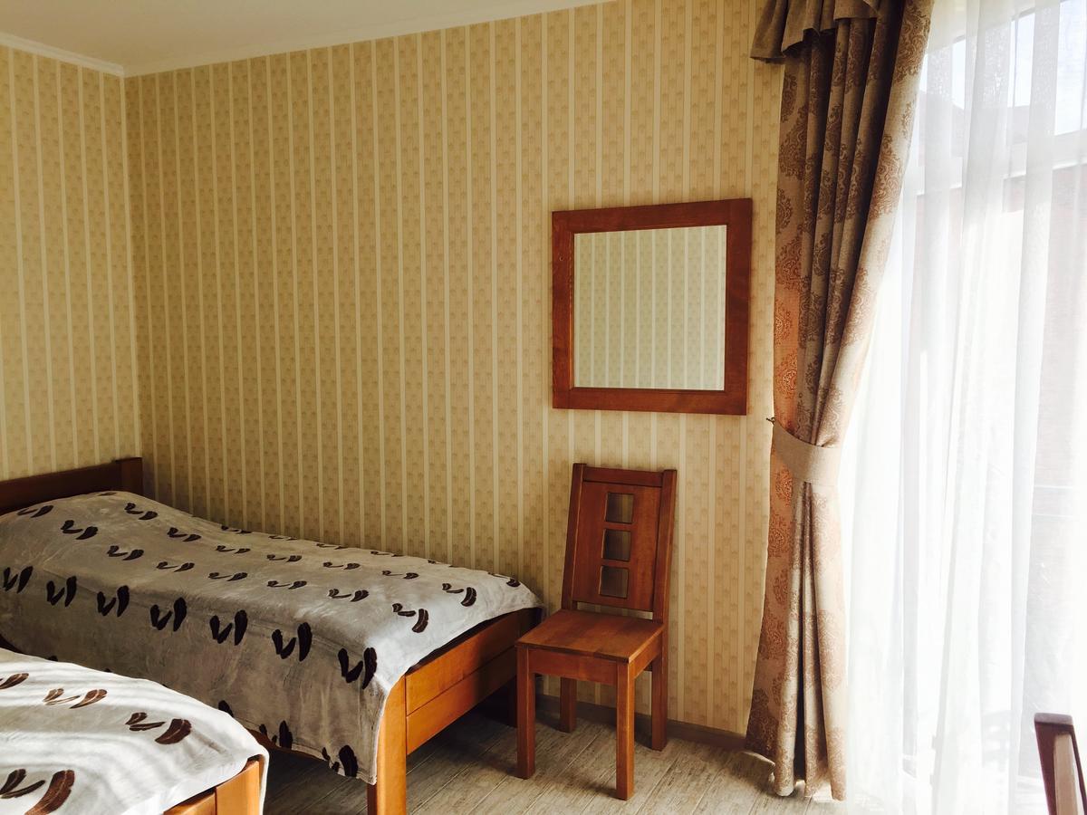 Mini Hotel Solnce Karpat Поляна Экстерьер фото